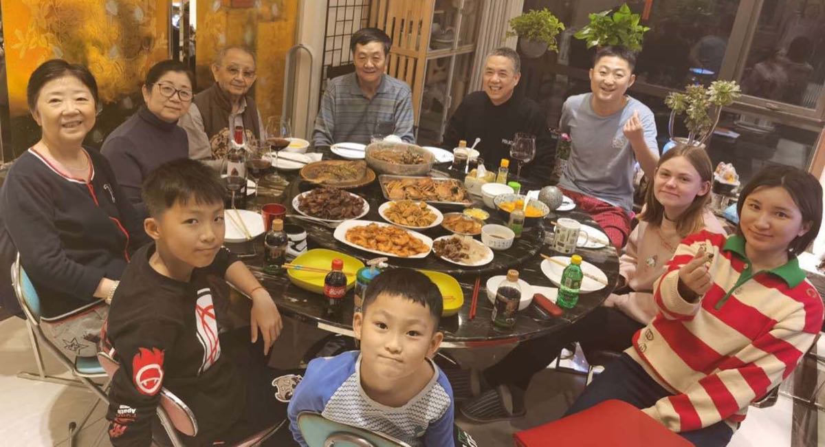 Essen mit der Gastfamilie