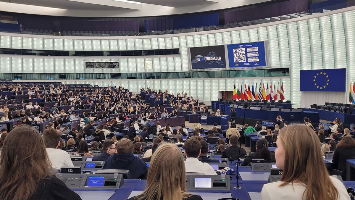 Bild: Man sieht den Plenarsaal des EU-Parlaments.